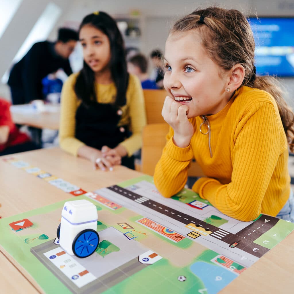 This Creative Coding Robot Provides Unplugged Education